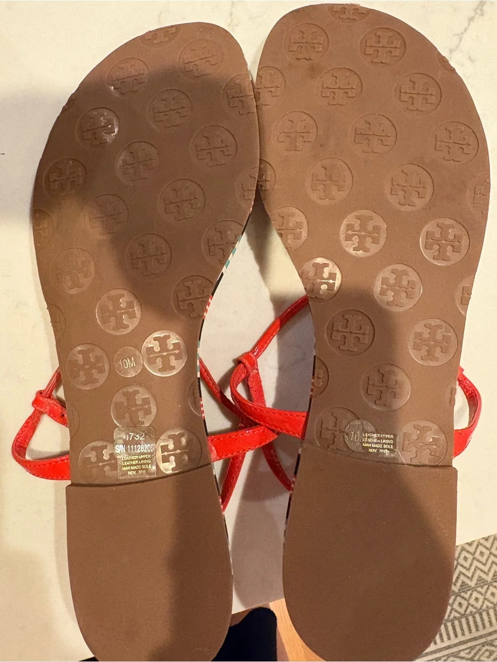 EUC Tory Burch Patent Leather Strappy Sandals